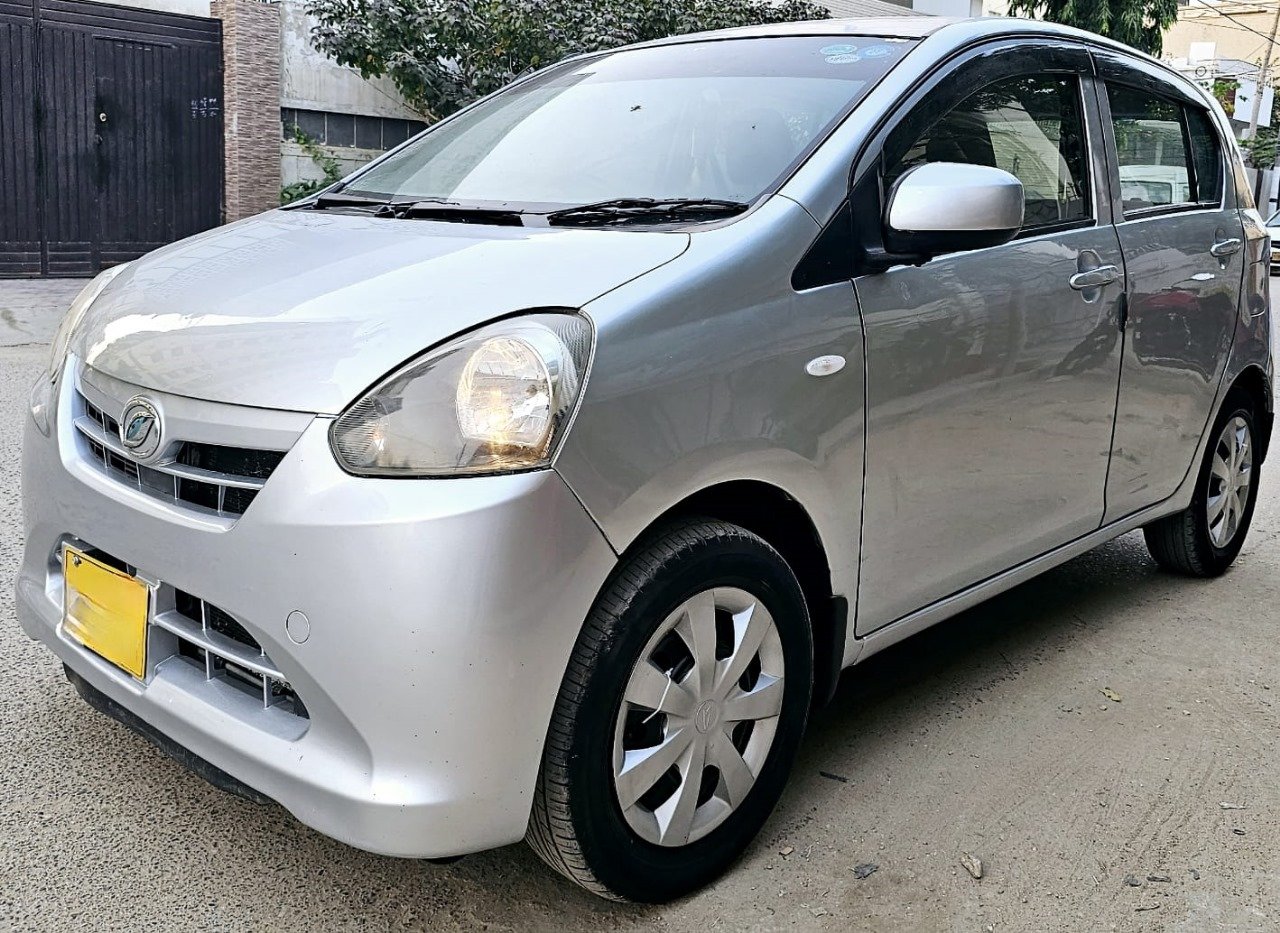 mira for rent in karachi